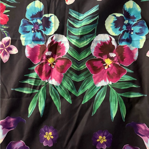 NWT Johnny Was Beach/Picnic Blanket - Picture 4 of 4